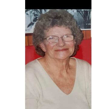 Photo of Ruth HENDEN (NEE WESTON)