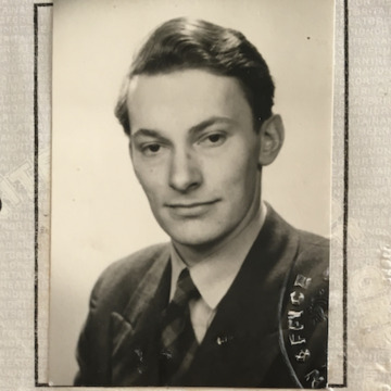 Notice Gallery for Gerald CARR