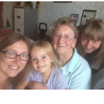 Notice Gallery for Ray Barbara WHITMARSH