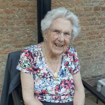 Photo of Catherine BRIGHT