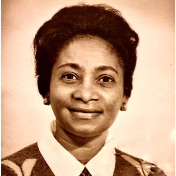 Photo of Sheila CARR