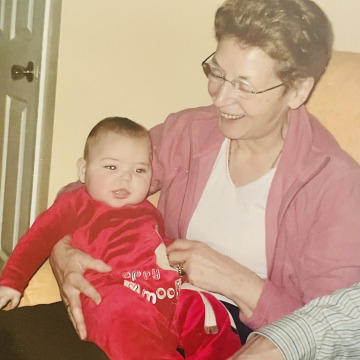 Notice Gallery for Anne HUGHES