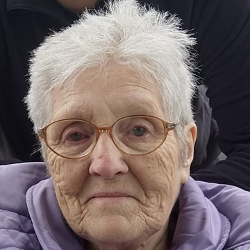 Notice Gallery for Betty JACKSON