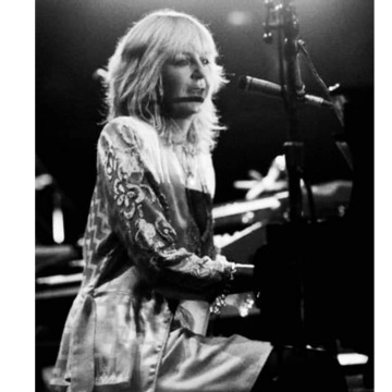 Notice Gallery for Christine McVIE