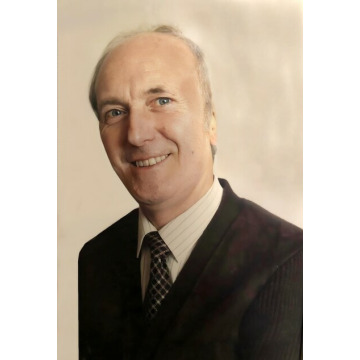 Photo of Derek LOLE