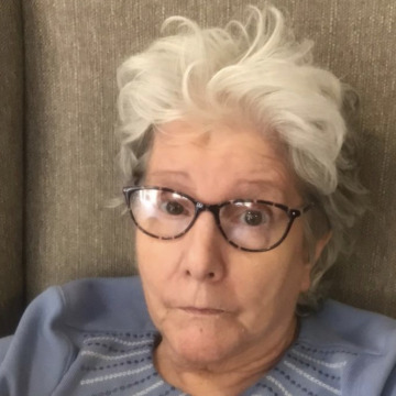 Photo of Linda Sylvia COLLINS