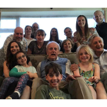 Notice Gallery for Kenneth Denning FOSTER