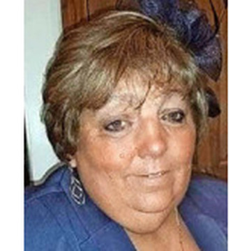 Photo of Linda HEYES