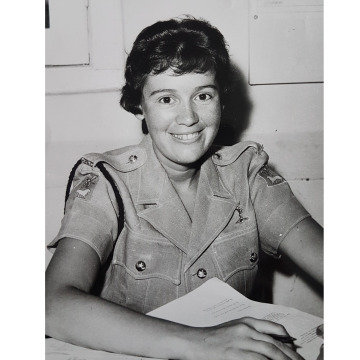 Photo of Jacqueline JONES