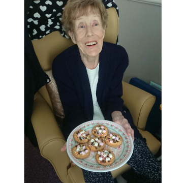 Notice Gallery for Maureen BARKER