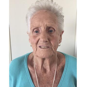 Photo of Dorothy BELL