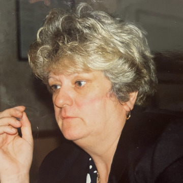 Photo of Linda Joan BEE