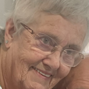 Notice Gallery for Yvonne Nellie MUNSON