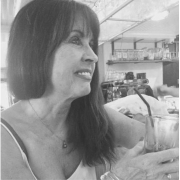 Photo of Sandra KELLY