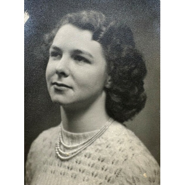 Photo of Sheila Audrey GRAVES