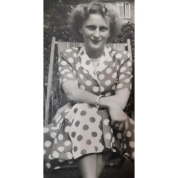 Photo of Kathleen Owen