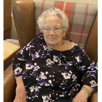 Notice Gallery for Vera LILLFORD