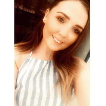 Notice Gallery for Chloe MOLYNEAUX