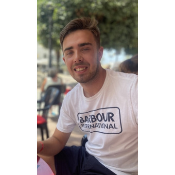 Photo of Joshua Lloyd (Pickle) ROBERTS (BSC. HONS)