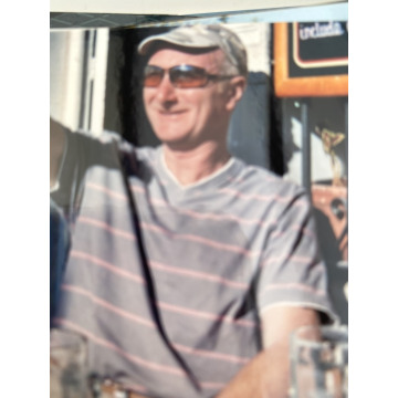 Photo of Robert MAY