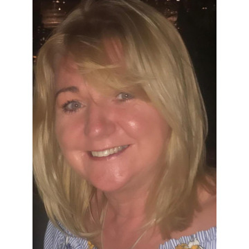 Photo of Linda Bernadette BROADHURST