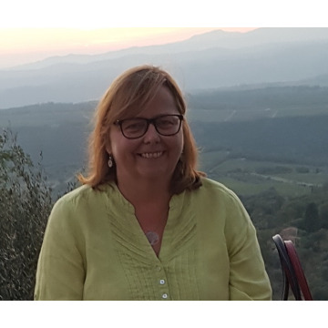 Photo of Gillian BERGIN