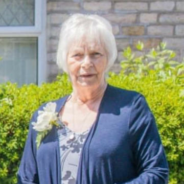 Photo of Lynda MACK