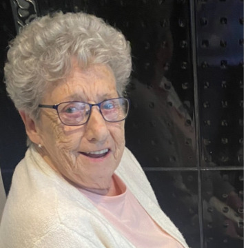 Notice Gallery for Elizabeth JOHNSTON