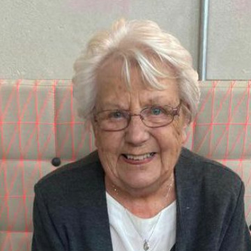 Photo of Cora WHITTEN