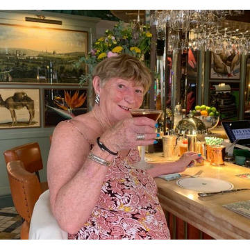 Photo of Maureen COULSON