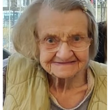 Photo of Mayvis NIXON