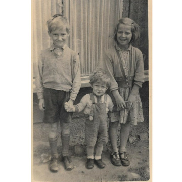 Notice Gallery for Paul BURDON