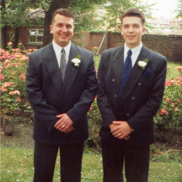 Notice Gallery for Tony LARARD