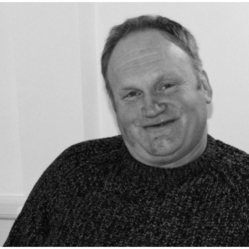 Photo of Simon Stott THOMAS