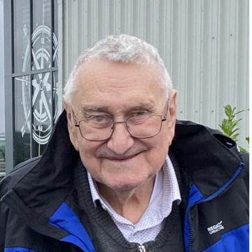 Photo of Bob MOORE