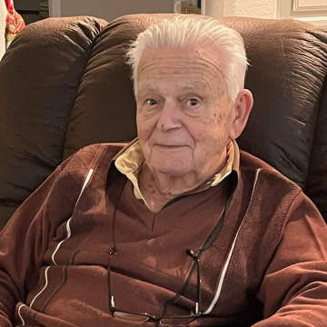 Photo of Russell ROPER