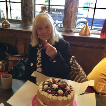 Photo of Beryl BROOMFIELD