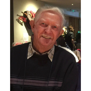 Photo of Peter SKINNER