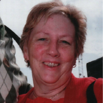 Photo of Lynda PIRRIE
