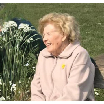 Photo of Joan THOMAS