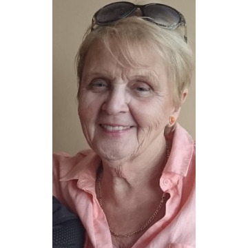 Photo of June ELLIOTT (MCDERMOTT)