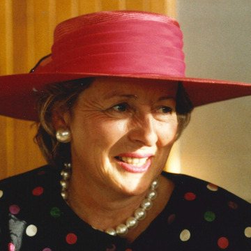 Photo of Gill REES