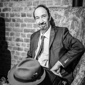 Photo of Peter MORGAN