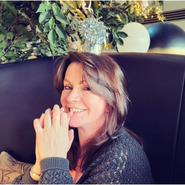 Photo of Becky ROBINSON