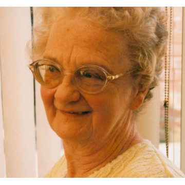 Photo of Pauline JOHNSON