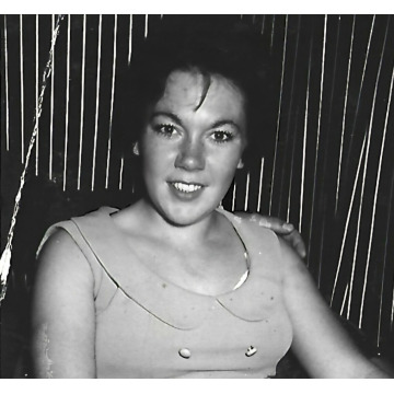 Photo of Eileen REID
