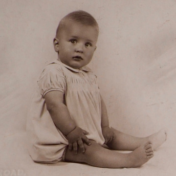 Notice Gallery for John Kenneth HIPWELL