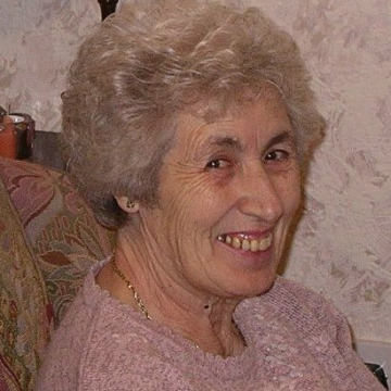 Photo of Beryl FLINT