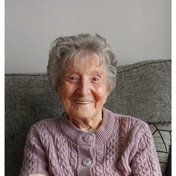 Notice Gallery for Hannah BELL