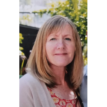 Photo of Maureen WHITE